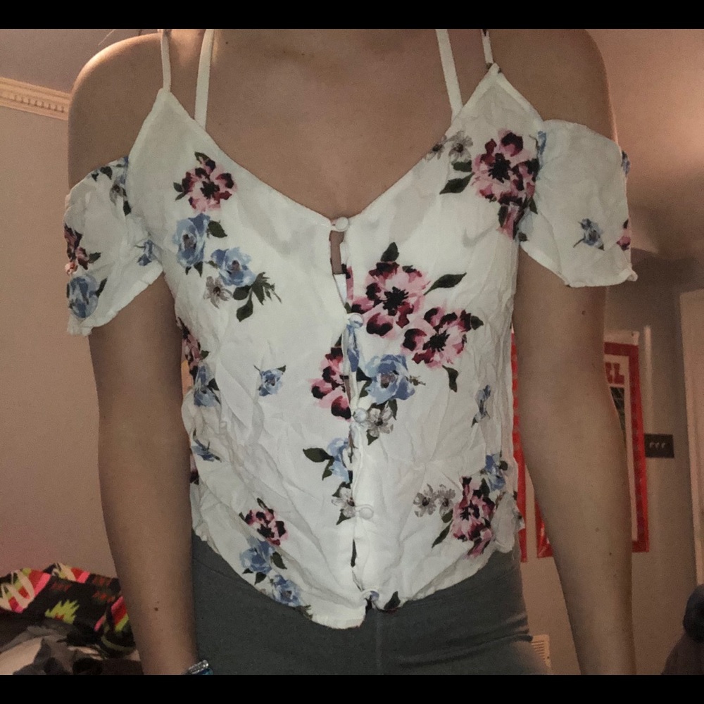 Cropped top